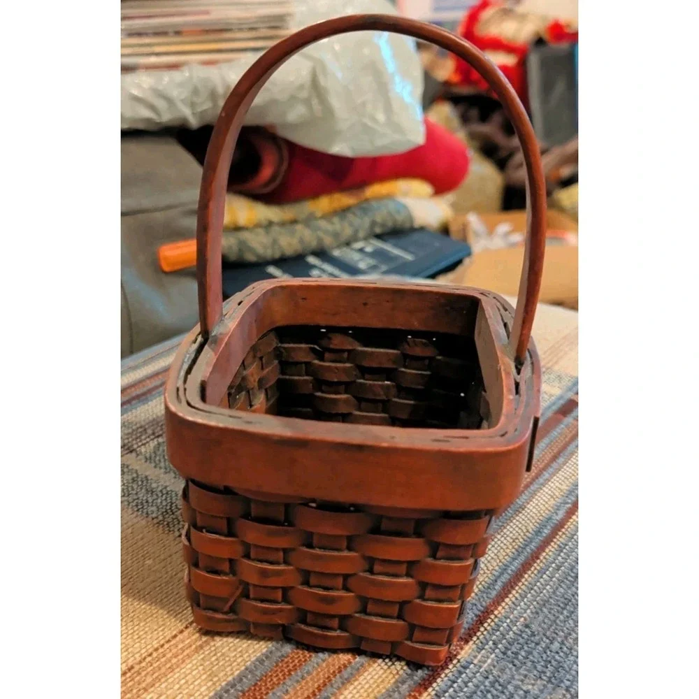 Vintage Resin Miniature Sturdy Basket with Handle Super Cute! Country Barn Red